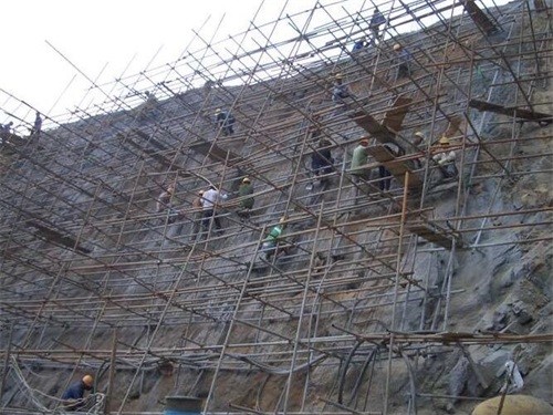 嘉荫公路桩基检测